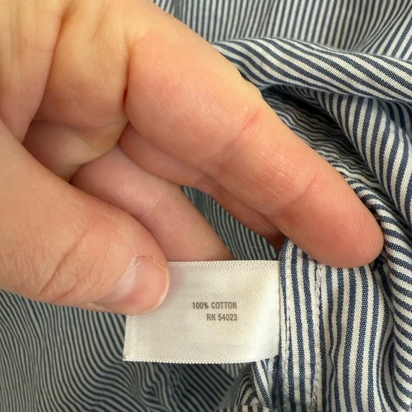 2/$15 Old Navy Blue & White Stripe Short Sleeve Button Down Shirt | Men’s L - Picture 8 of 9